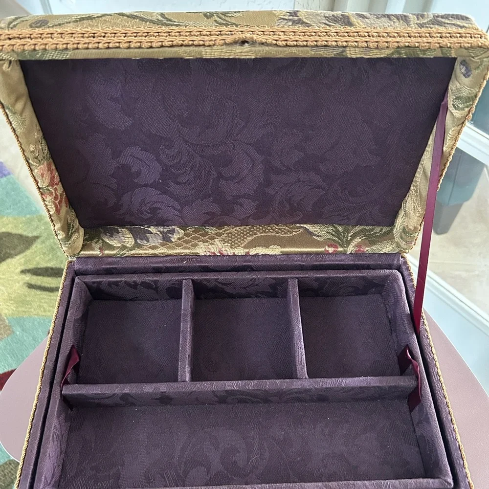 Elegant Purple and Gold Jewelry Box